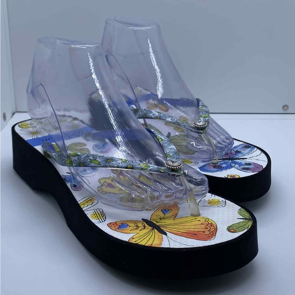 Brighton Shoes - Brighton Breeze Women’s Flip Flop Sandals Size 8 Butterfly Floral Platform